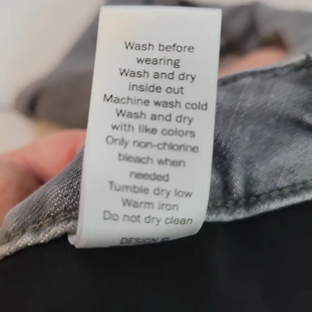 Athleta Size 6 Sculptek Skinny Jeans Stretch Gray‎ Wash Casual Capsule Wardrobe